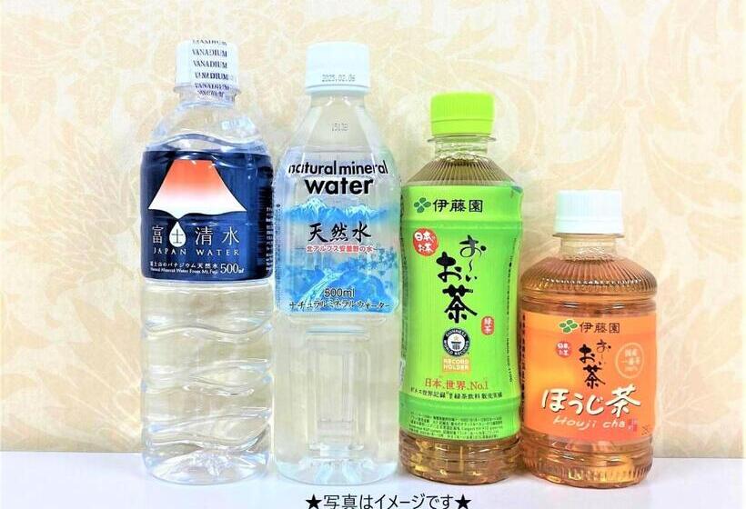 带双人床的基本房间, Ucommunity