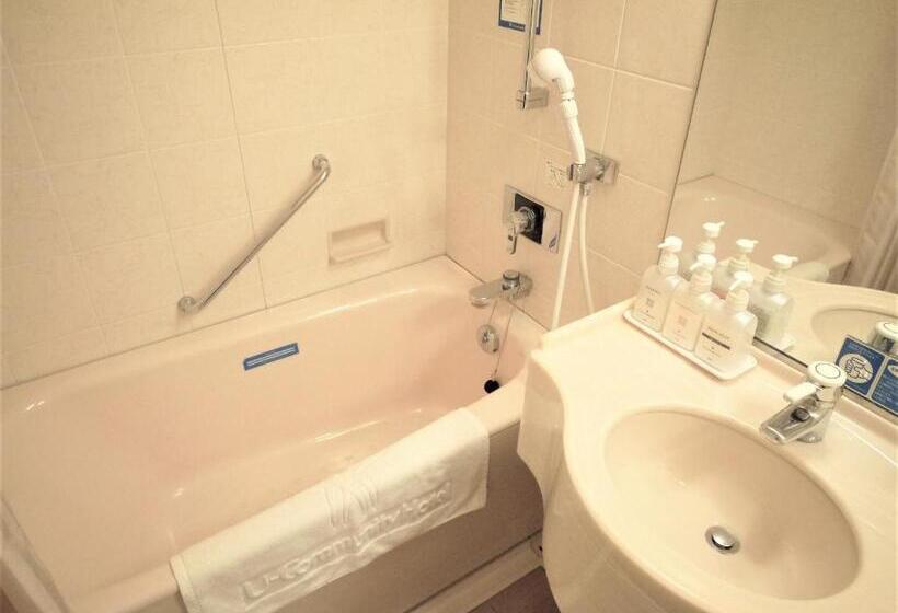 标准单人间, Ucommunity