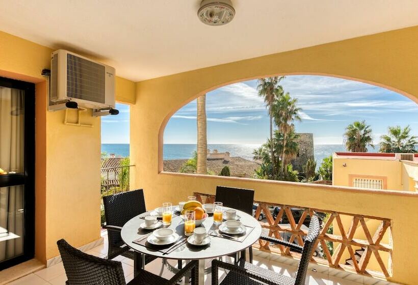 Апартаменты Классик 1 Спальня, Macdonald Dona Lola Club