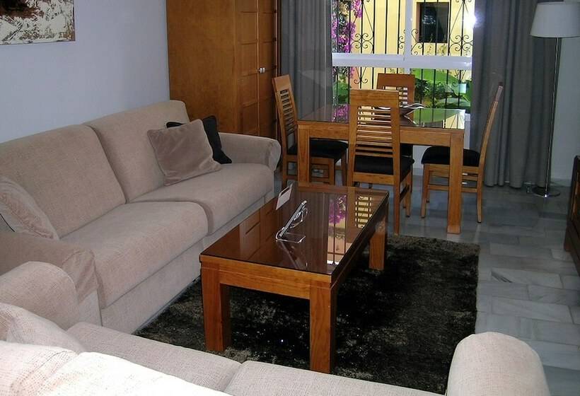 2-Bedroom Classic Apartment, Macdonald Dona Lola Club