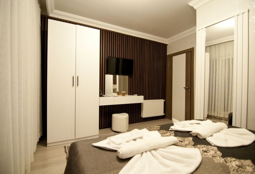 اتاق استاندارد, Broken Column