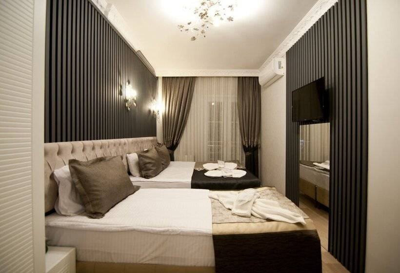 اتاق استاندارد سه نفره, Broken Column