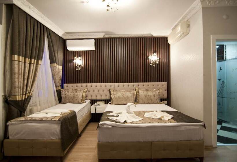 اتاق خانوادگی, Broken Column