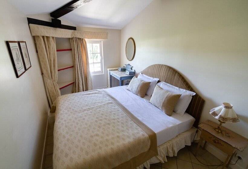 جناح عائلي, Chateau De Lantic