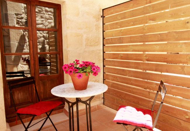 スタンダードルーム, Del Sitjar