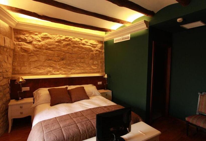 スーペリアールーム, Del Sitjar