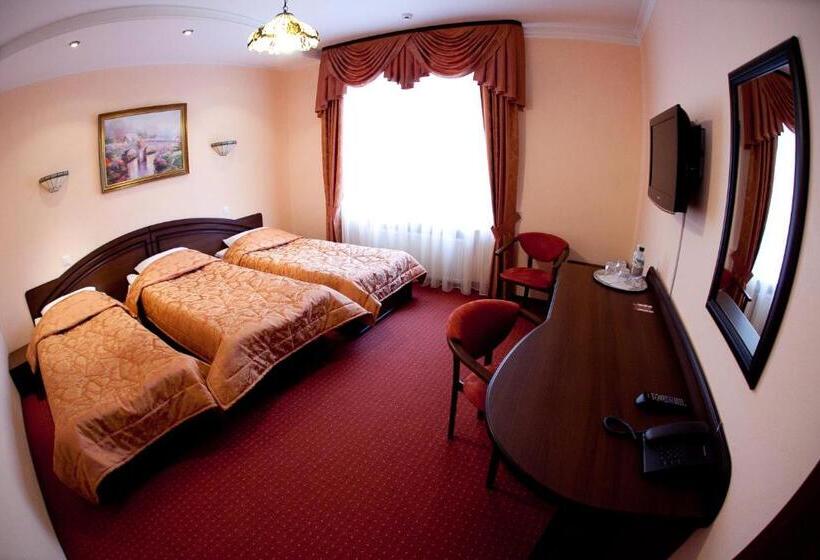 اتاق استاندارد سه نفره, Edem Hotel Lviv