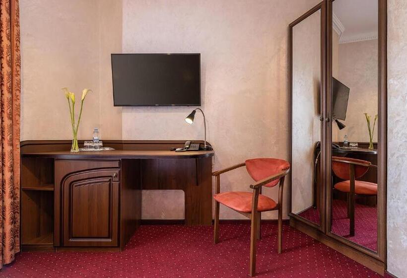 غرفة سوبيريور فردية, Edem Hotel Lviv