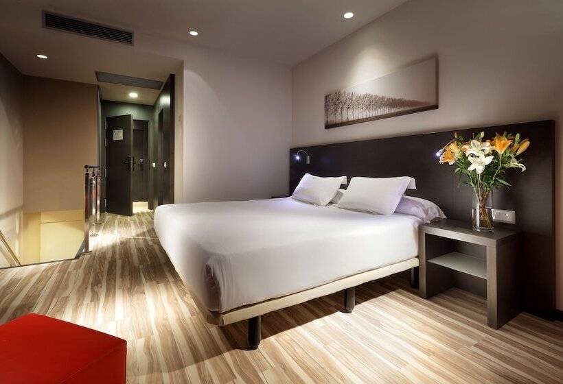 اتاق اجرایی, Eurostars Arenas De Pinto