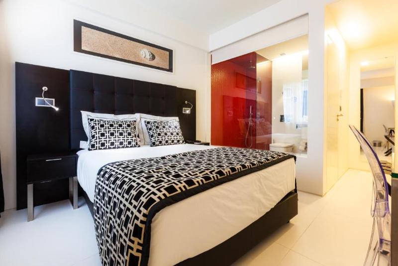 اتاق کلاسیک, Faro Boutique