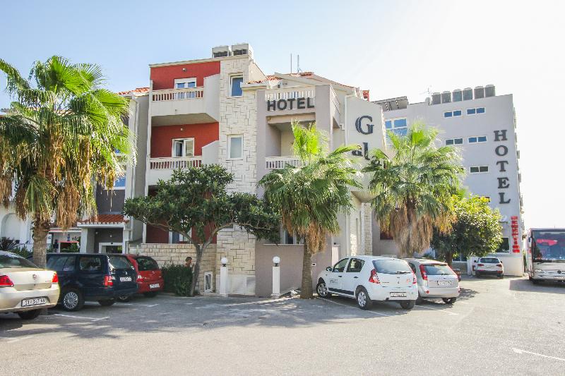 Pokój Klasyczny Czteroosobowy, Gala Split