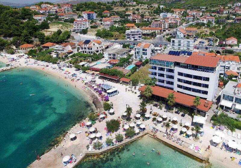 Четырехместный Номер Классик, Gala Split
