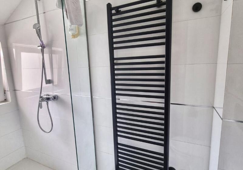 חדר קלאסי, Gala Split