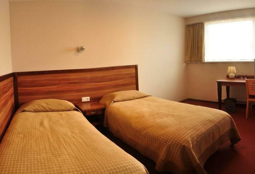 Chambre Standard, Grėjaus Namas