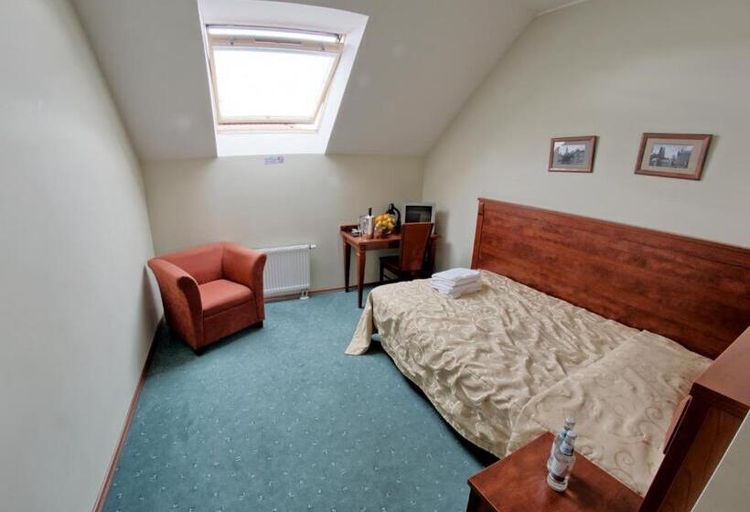 Chambre Standard Individuelle, Grėjaus Namas