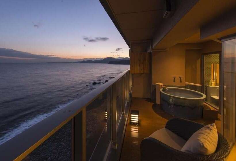 חדר סטנדרט, Inatoriso