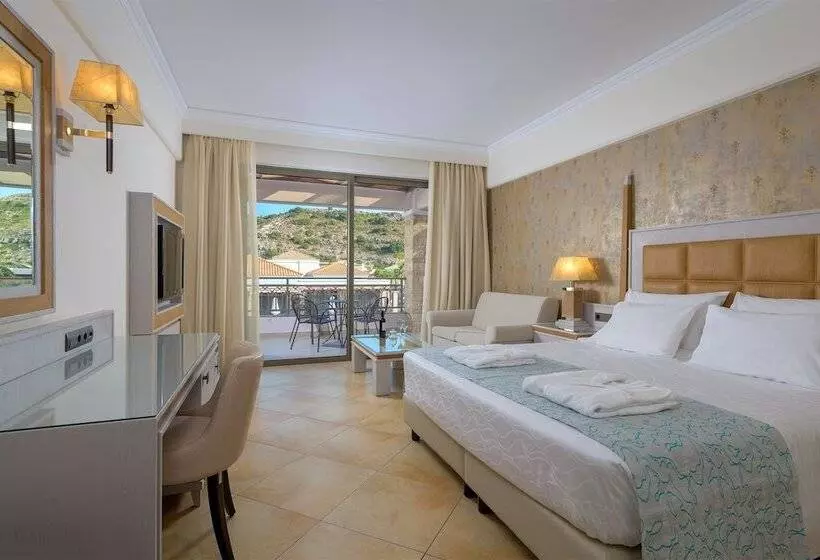 スイート（家族用）, La Marquise Luxury Resort Complex