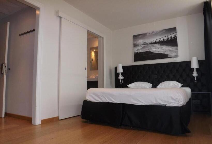 غرفة عائلية, Le Parisien