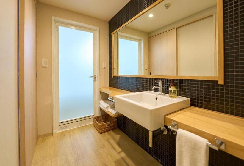 Семейный Номер, Resol Trinity Kanazawa