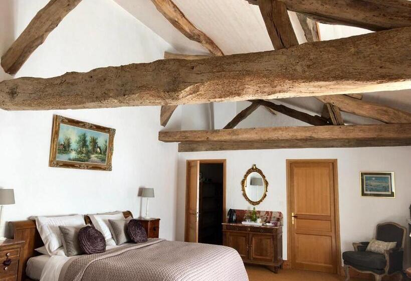 Люкс Вид на Сад, Le Farat Bed & Breakfast