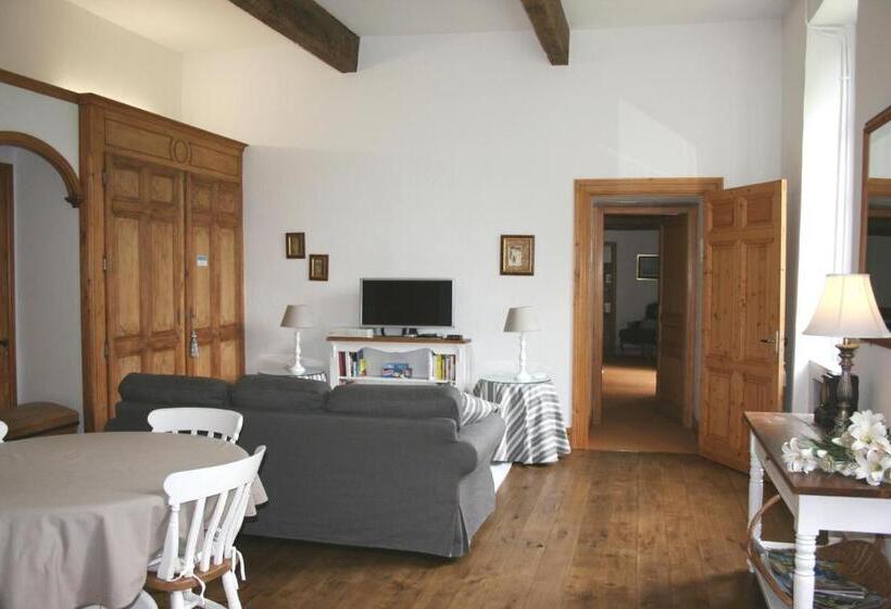 Люкс Вид на Сад, Le Farat Bed & Breakfast