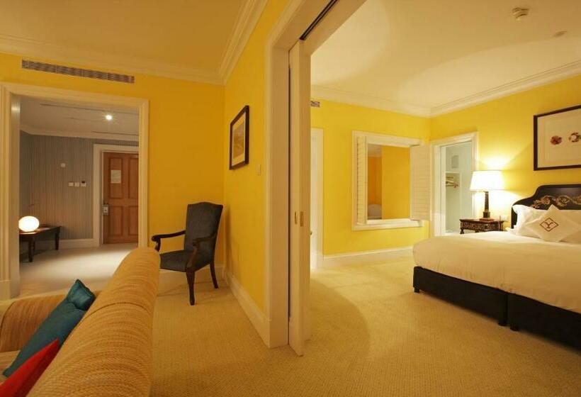 ماستر سويت, The Yeatman