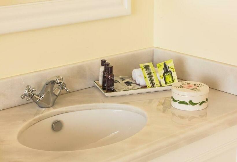 غرفة سوبيريور, The Yeatman