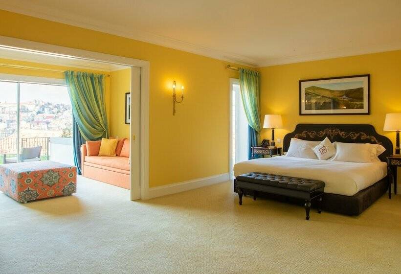 جناح ديلوكس, The Yeatman