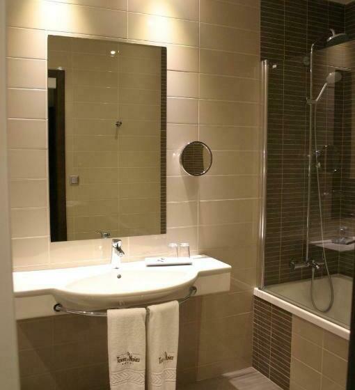 스탠다드 룸, Torre De Nunez