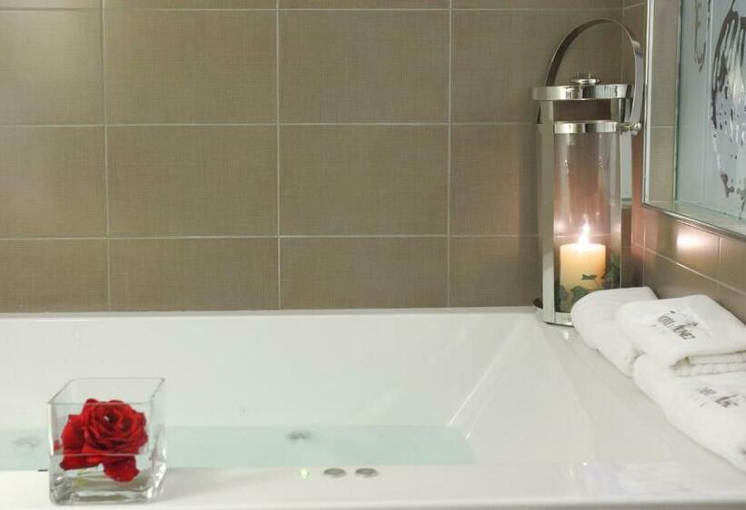 스위트, Torre De Nunez