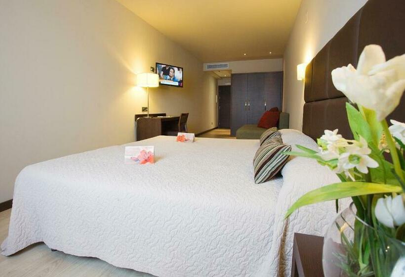 스탠다드 트리플 룸, Torre De Nunez