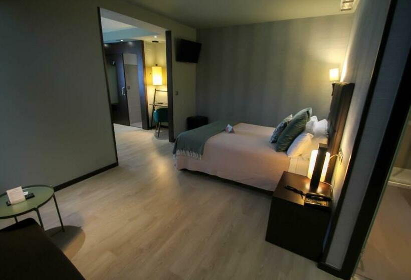 패밀리 룸, Torre De Nunez