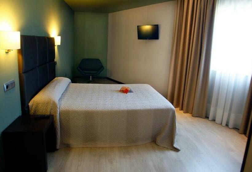 패밀리 룸, Torre De Nunez