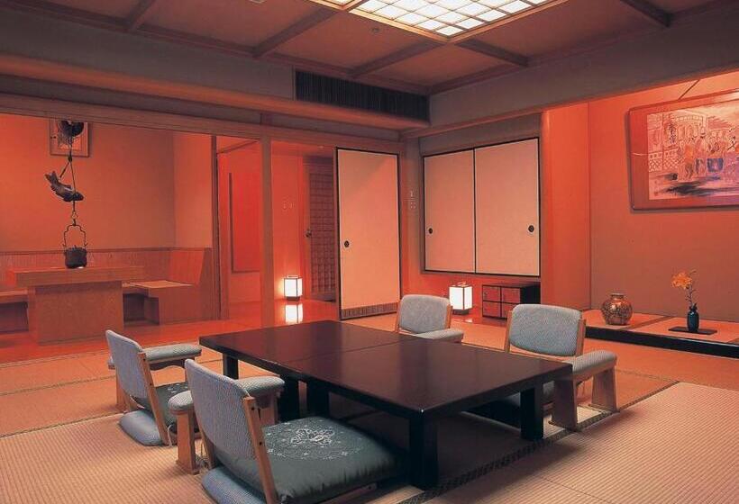 اتاق سوپریور, Yamashiro Onsen Yuzankaku