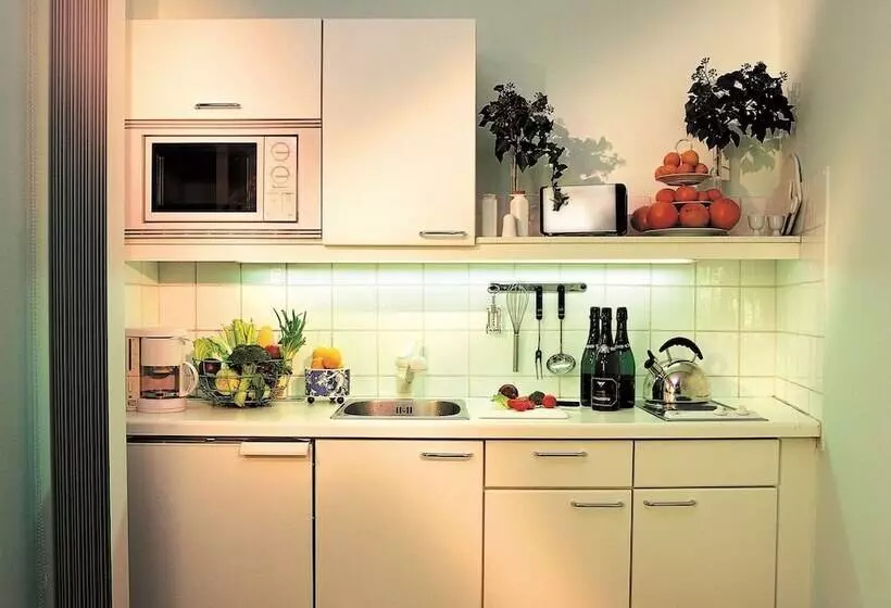 スーペリアスタジオ, Mondial Appartement