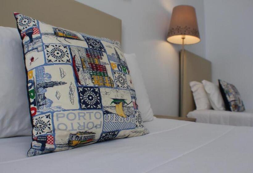 اتاق خانوادگی, Dear Porto Guest House