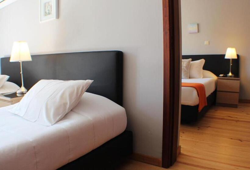سوییت خانوادگی, Dear Porto Guest House