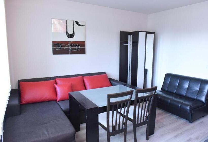 Dağ Manzaları Stüdyo, Royal Bansko Half Board Plus & All Inclusive Light Hot Pool & Jacuzzis