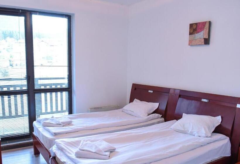 2 Bedrooms Apartment Mountain View, Royal Bansko   Half Board Plus & All Inclusive Light   Hot Pool & Jacuzzis