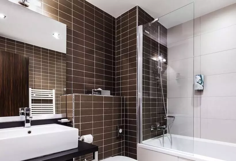 Huoneisto 1 Makuuhuone Parveke, Aparthotel Adagio Marseille Timone