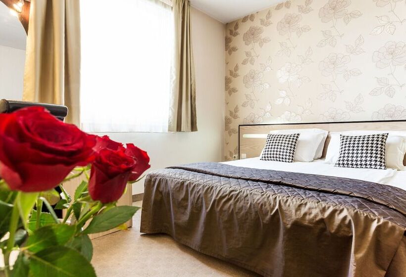 غرفة ديلوكس, City Avenue Hotel By Hmg Free Parking Free Wi Fi