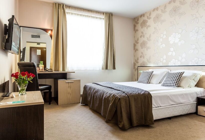 Номер Deluxe, City Avenue Hotel By Hmg Free Parking Free Wi Fi