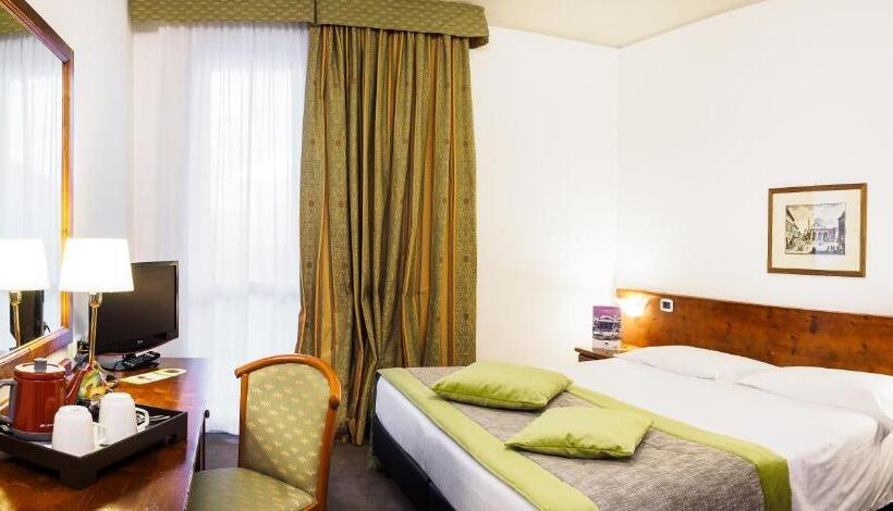 חדר סטנדרט, Cristallo Club