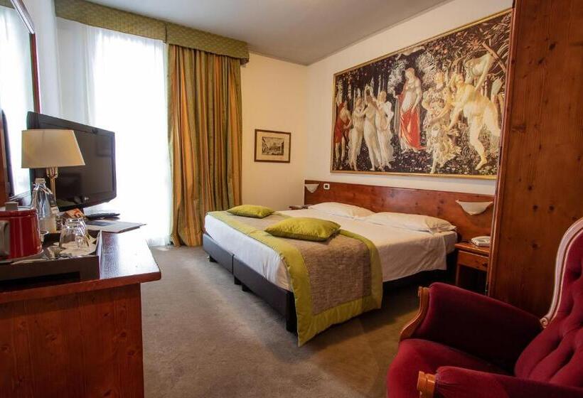 חדר סטנדרט, Cristallo Club