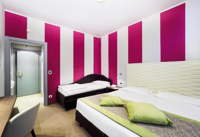 חדר סטנדרט לשלושה, Cristallo Club