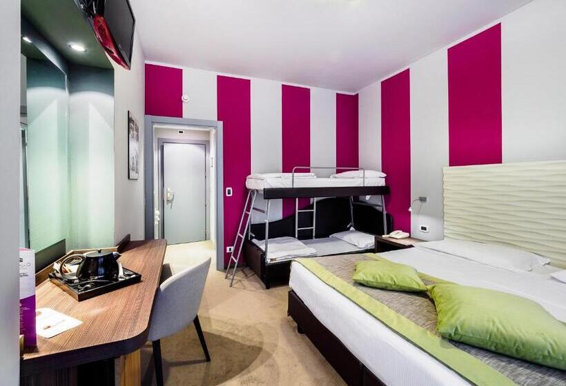 חדר סטנדרט לארבעה, Cristallo Club