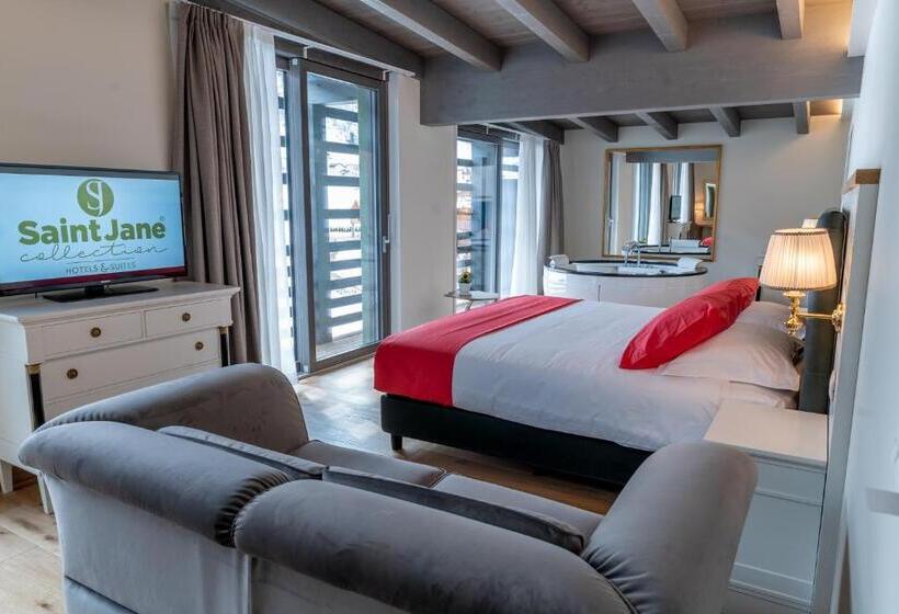 סוויטה עם ג'קוזי, Cristallo Club