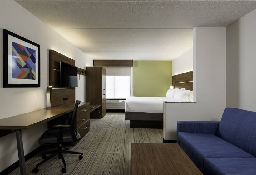 Люкс, Holiday Inn Express & Suites Charlotte Arpt Belmont, An Ihg