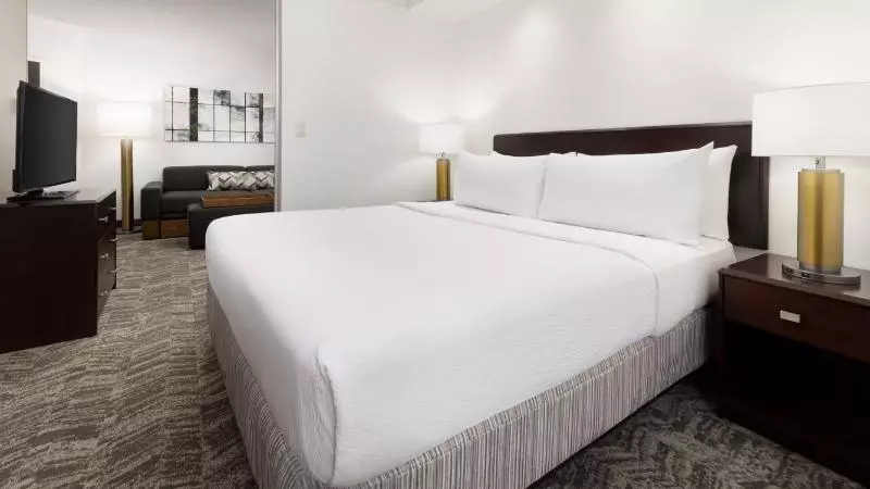 Sviitti Liikuntarajoitteisille, Holiday Inn Express & Suites Waxahachie, An Ihg