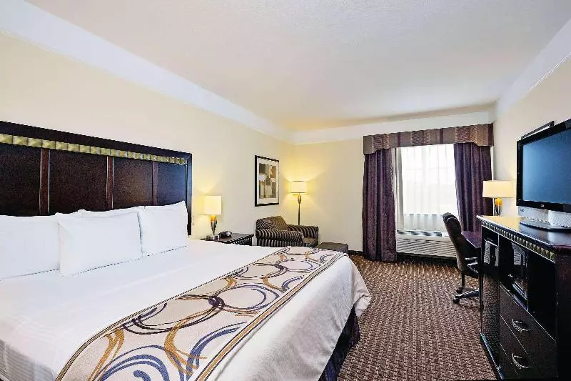 Standard-huone King-vuode, La Quinta Inn & Suites By Wyndham Cleburne